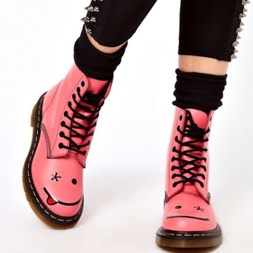 ***ISO these Dr. Martens*** NOT FOR SALE